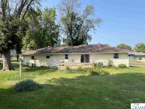 515 10th Street South St. James MN 56081