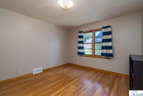 443 Harrison Avenue North Mankato MN 56003