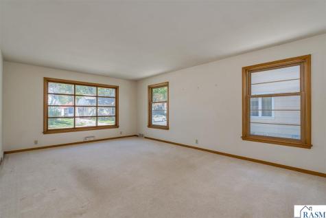 443 Harrison Avenue North Mankato MN 56003