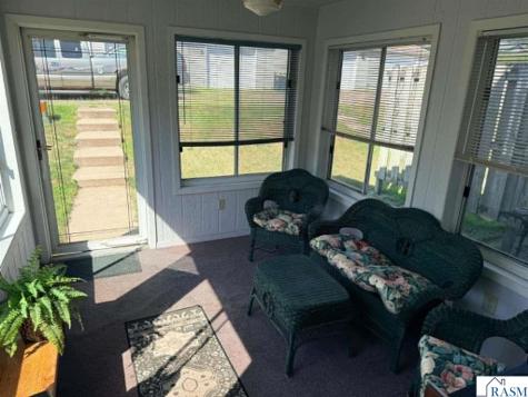 1306 S German Street New Ulm MN 56073