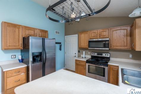 100 Uriah Court Mankato MN 56001