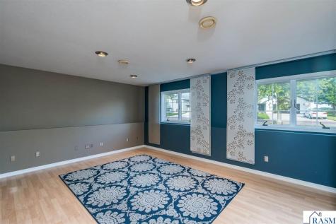 100 Uriah Court Mankato MN 56001