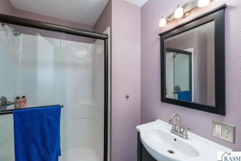 100 Uriah Court Mankato MN 56001