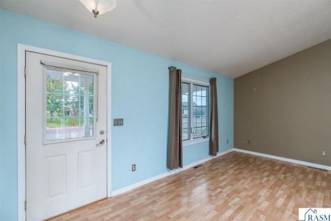 100 Uriah Court Mankato MN 56001