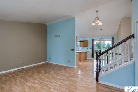 100 Uriah Court Mankato MN 56001