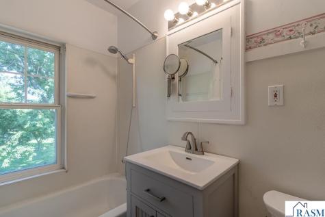 52062 190th Lane Lake Crystal MN 56055