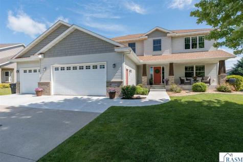 2290 Balsam Drive North Mankato MN 56003