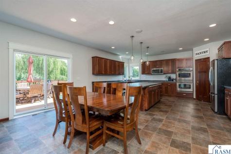 2290 Balsam Drive North Mankato MN 56003