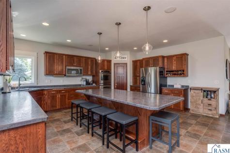 2290 Balsam Drive North Mankato MN 56003