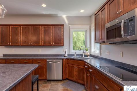 2290 Balsam Drive North Mankato MN 56003
