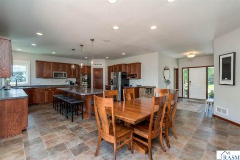 2290 Balsam Drive North Mankato MN 56003