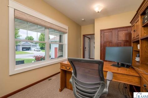 2290 Balsam Drive North Mankato MN 56003