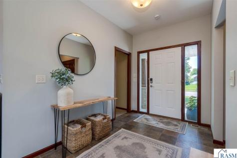 2290 Balsam Drive North Mankato MN 56003