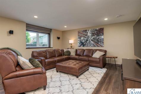 2290 Balsam Drive North Mankato MN 56003