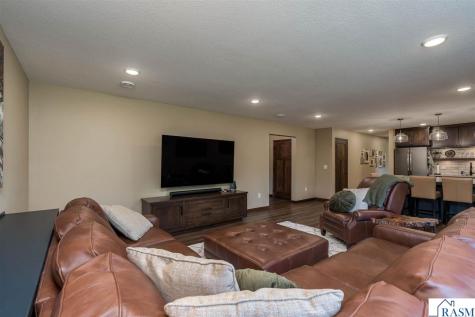 2290 Balsam Drive North Mankato MN 56003