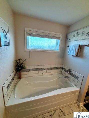 14 Kodiak Court North Mankato MN 56003
