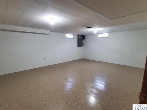 610 N 7th New Ulm MN 56073