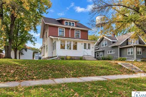 214 Broadway Street Hanska MN 56041