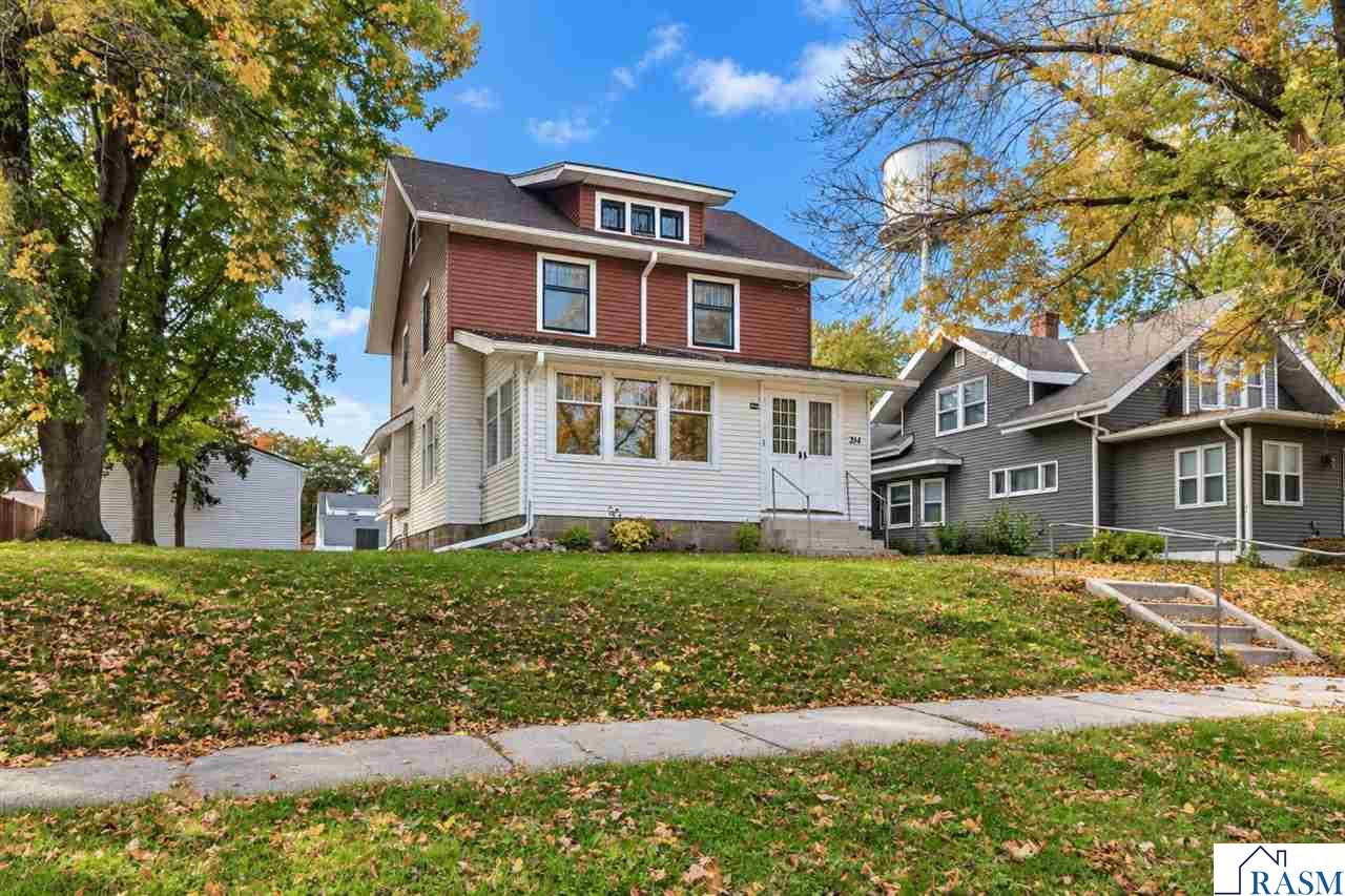 214 Broadway Street Hanska MN 56041