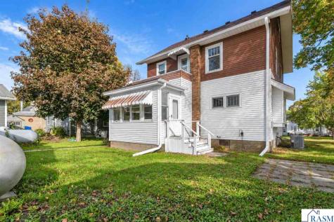 214 Broadway Street Hanska MN 56041