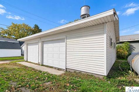 214 Broadway Street Hanska MN 56041