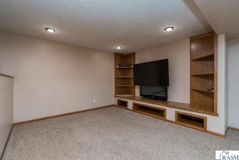 107 Meadow Lane Janesville MN 56048