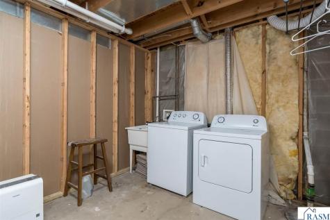 107 Meadow Lane Janesville MN 56048
