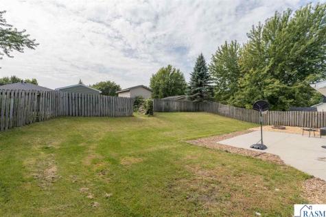 107 Meadow Lane Janesville MN 56048