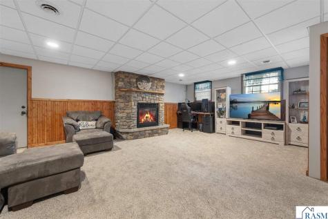 40499 520th Street North Mankato MN 56003
