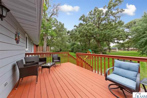 40499 520th Street North Mankato MN 56003