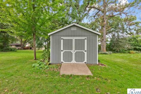 40499 520th Street North Mankato MN 56003