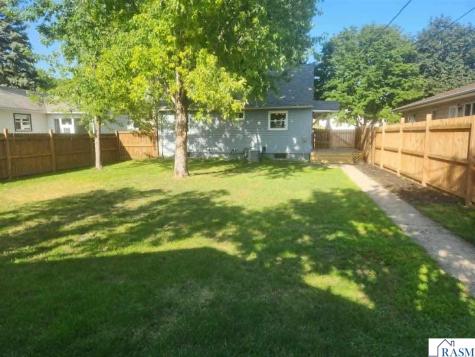 1020 S Franklin Street New Ulm MN 56073