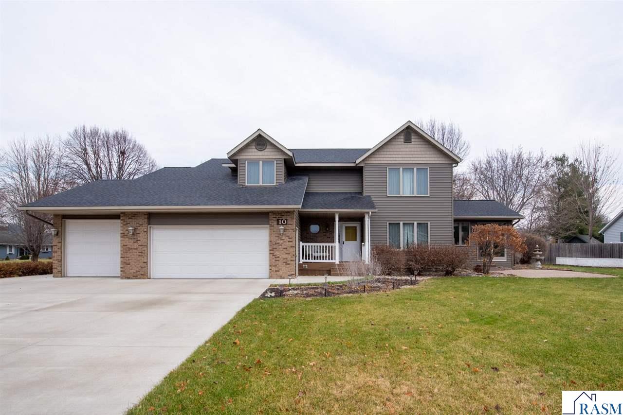 10 Cardinal Court North Mankato MN 56003