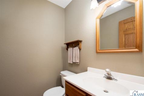 10 Cardinal Court North Mankato MN 56003