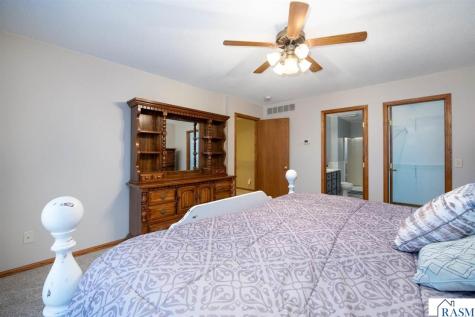 10 Cardinal Court North Mankato MN 56003