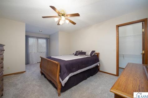 10 Cardinal Court North Mankato MN 56003
