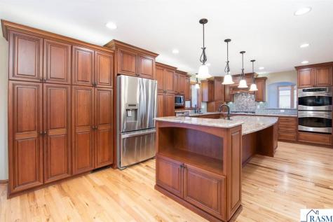 10 Cardinal Court North Mankato MN 56003