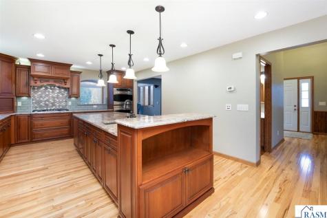10 Cardinal Court North Mankato MN 56003