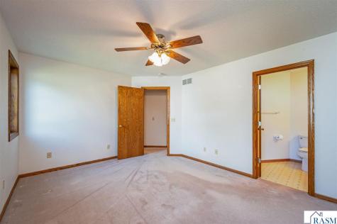 19 La Mar Court North Mankato MN 56003