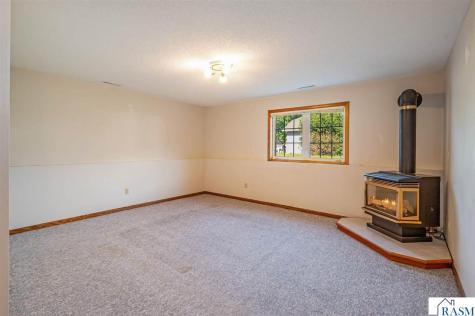 19 La Mar Court North Mankato MN 56003