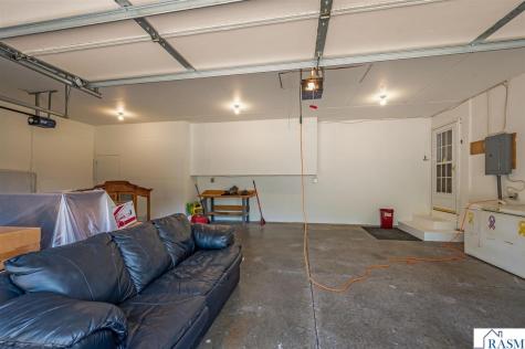 19 La Mar Court North Mankato MN 56003