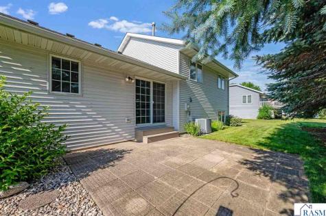 19 La Mar Court North Mankato MN 56003