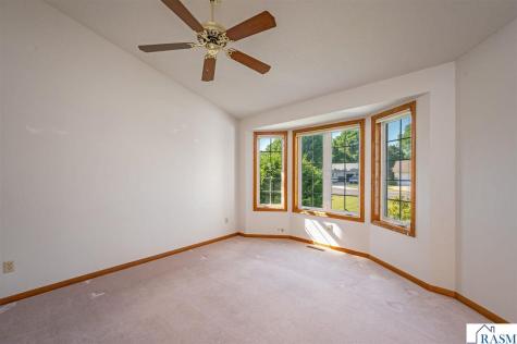 19 La Mar Court North Mankato MN 56003