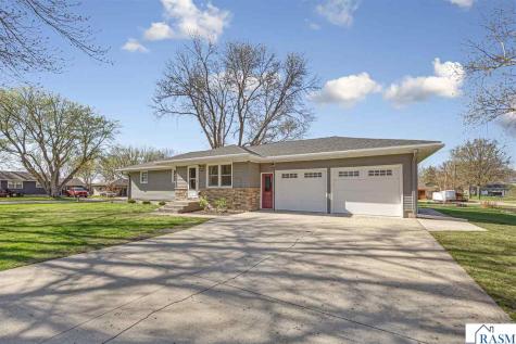 818 Lincoln Street Gaylord MN 55334