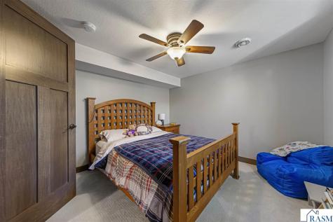 818 Lincoln Street Gaylord MN 55334