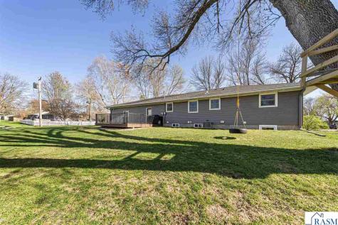 818 Lincoln Street Gaylord MN 55334
