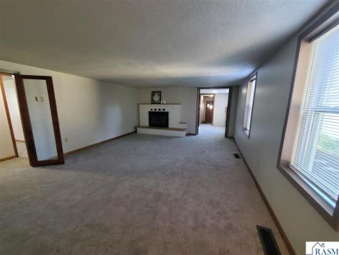 719 N Spring New Ulm MN 56073