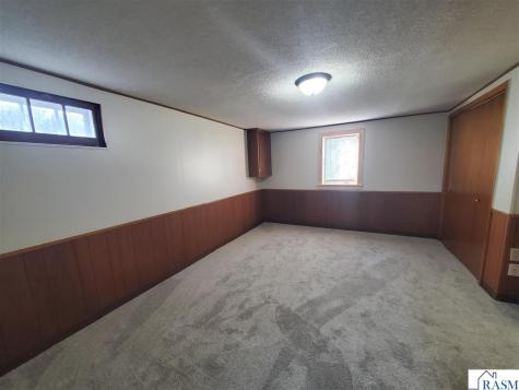 719 N Spring New Ulm MN 56073