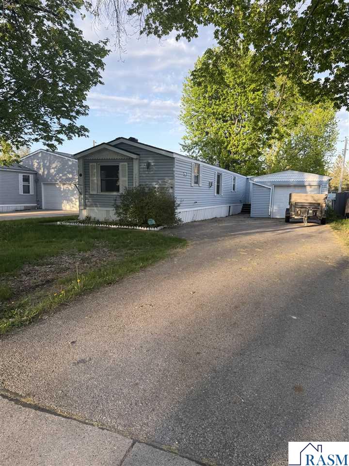 13 NW 22nd Avenue Faribault MN 55021