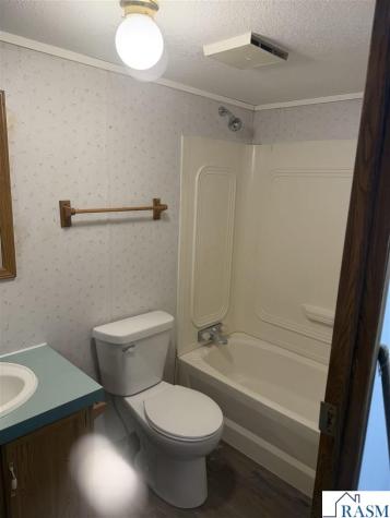 13 NW 22nd Avenue Faribault MN 55021